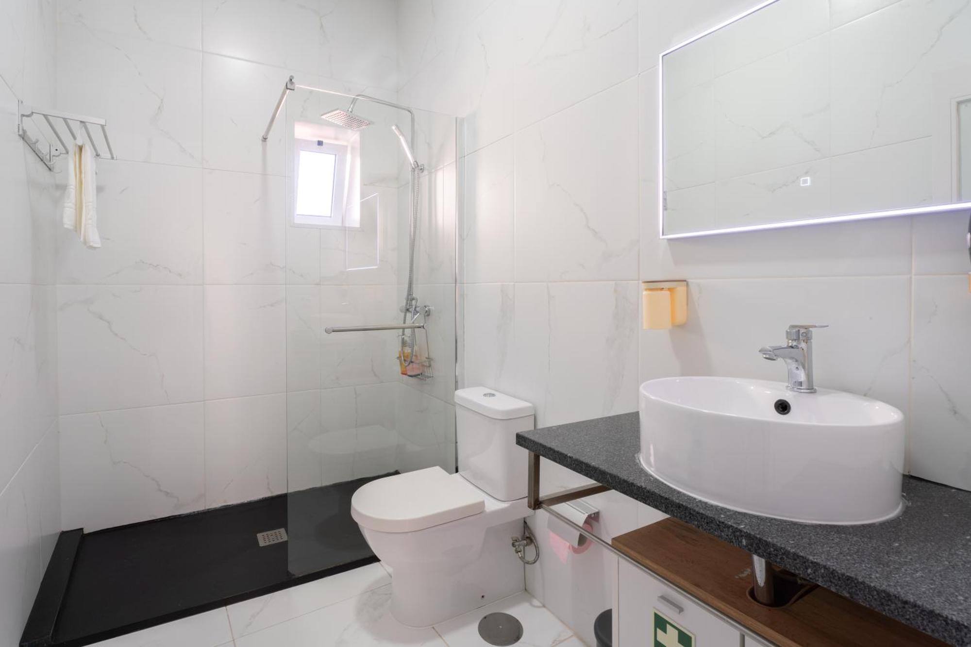 Central Cozy Stay 2 Ac Near Metro 포르투 외부 사진
