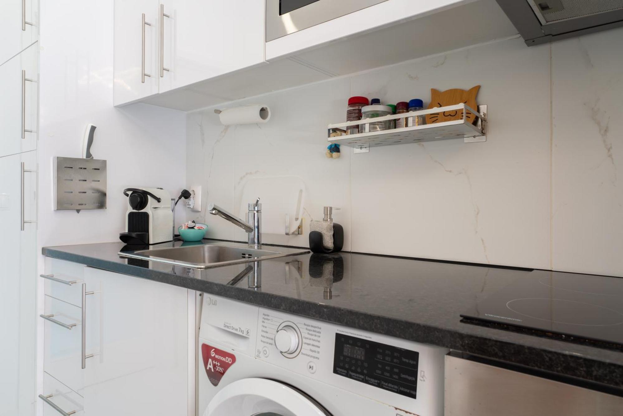 Central Cozy Stay 2 Ac Near Metro 포르투 외부 사진