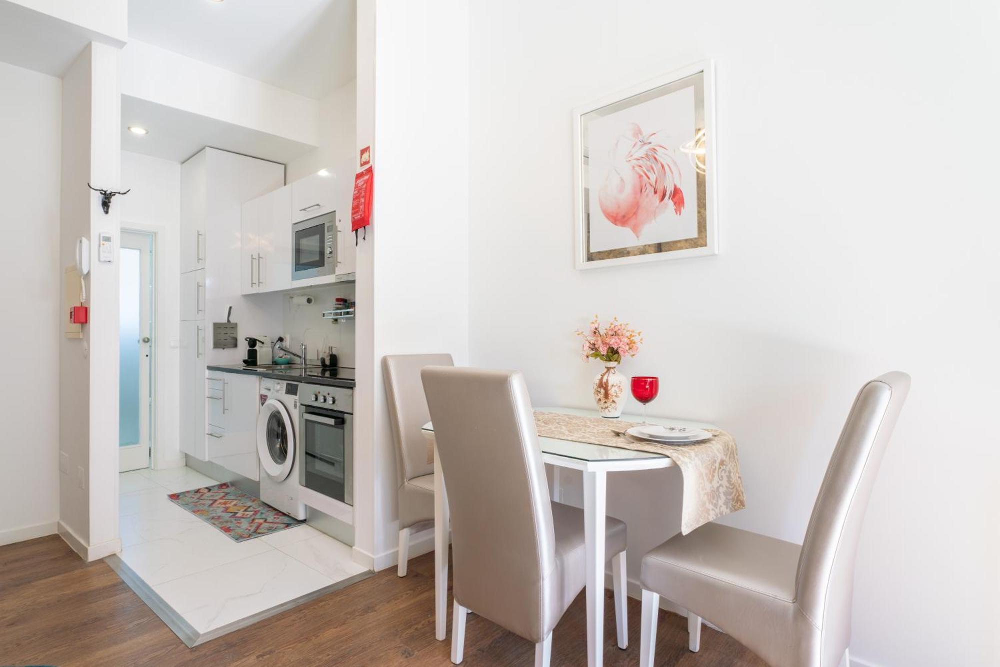 Central Cozy Stay 2 Ac Near Metro 포르투 외부 사진