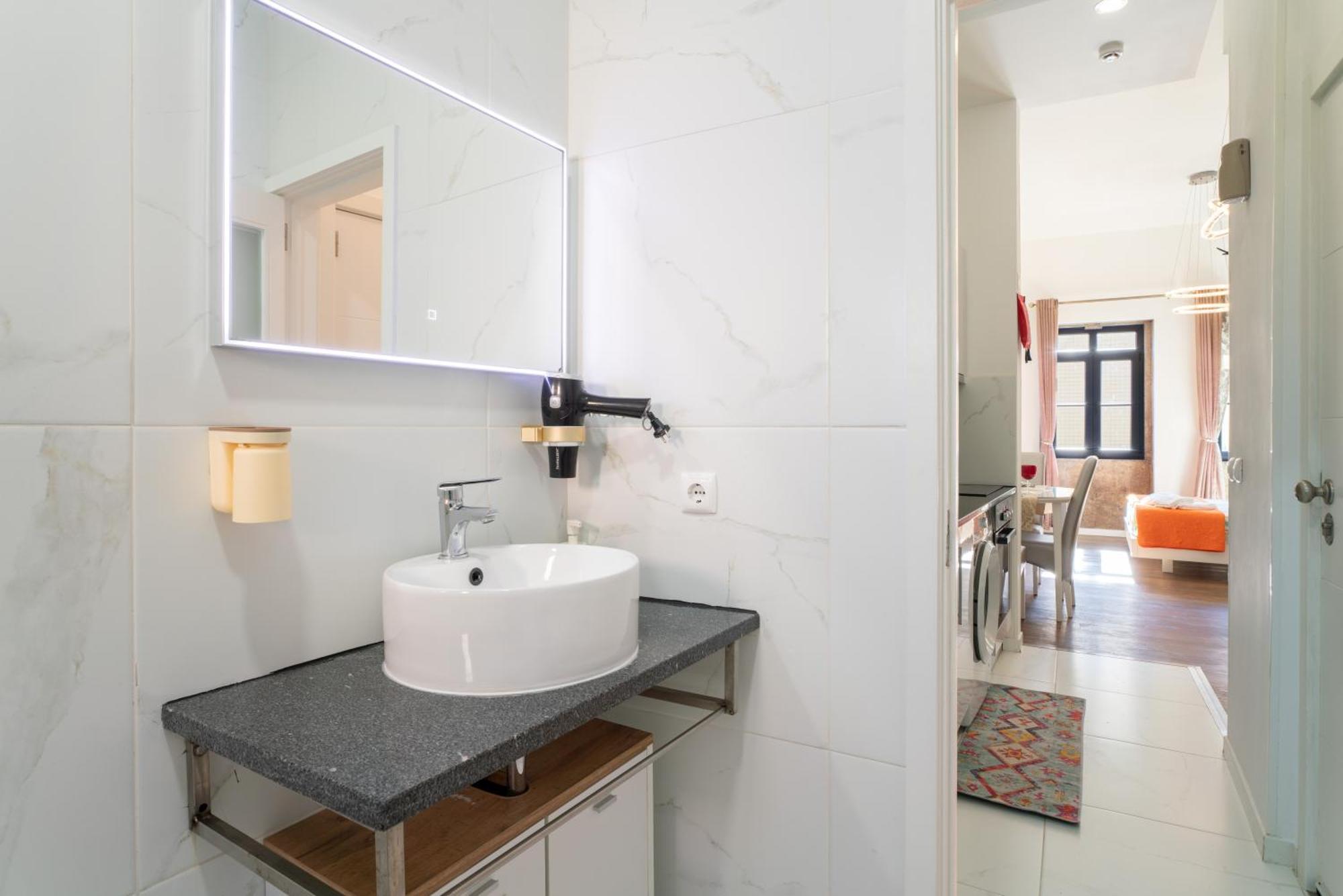 Central Cozy Stay 2 Ac Near Metro 포르투 외부 사진