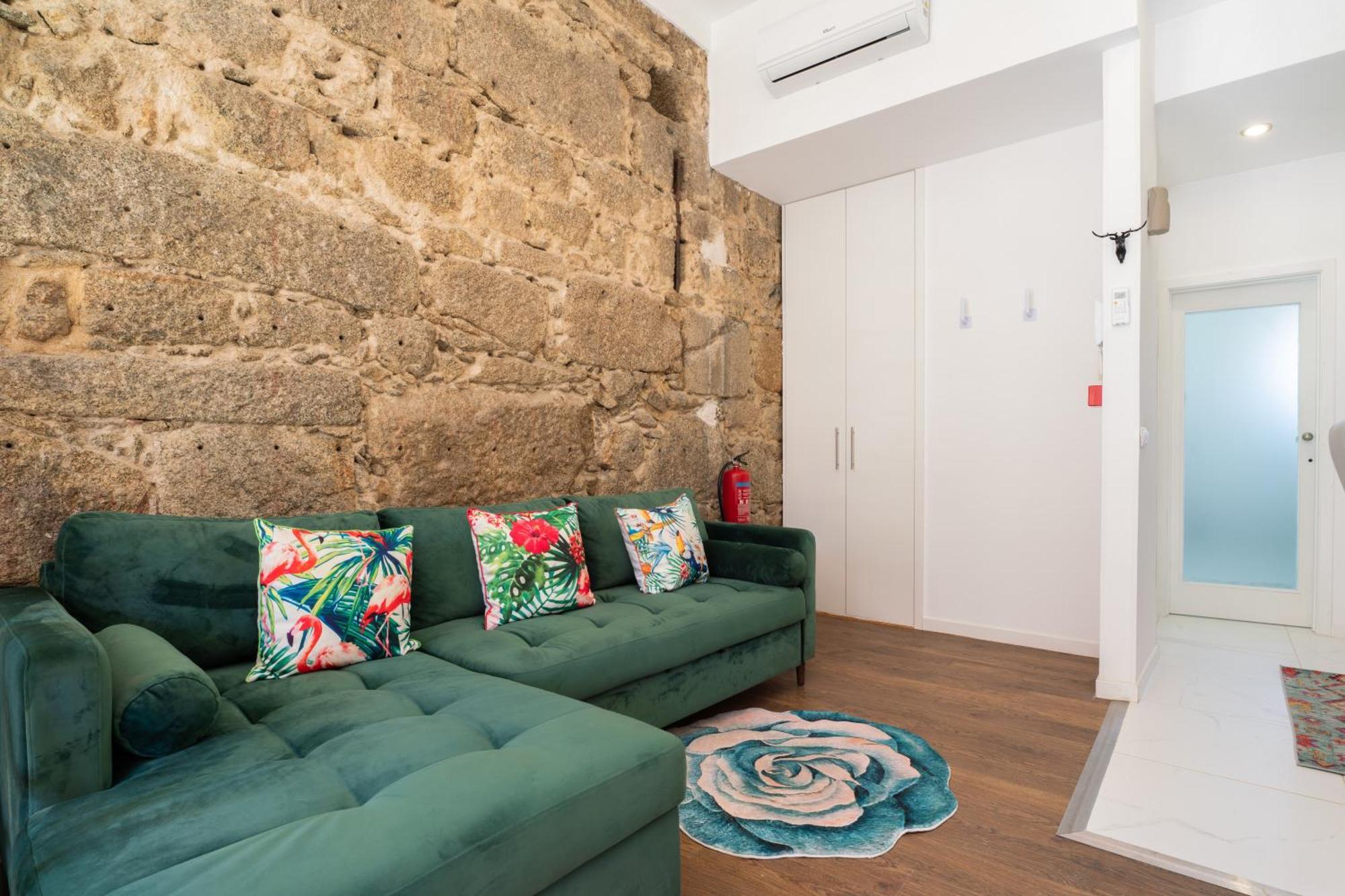 Central Cozy Stay 2 Ac Near Metro 포르투 외부 사진